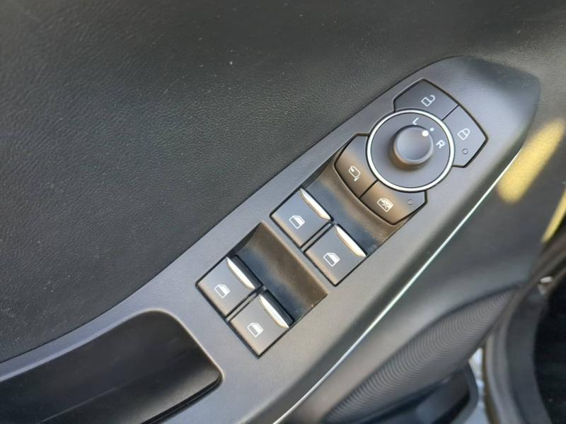 Photo 17 de l’annonce de FORD Puma d’occasion à vendre à CARPENTRAS