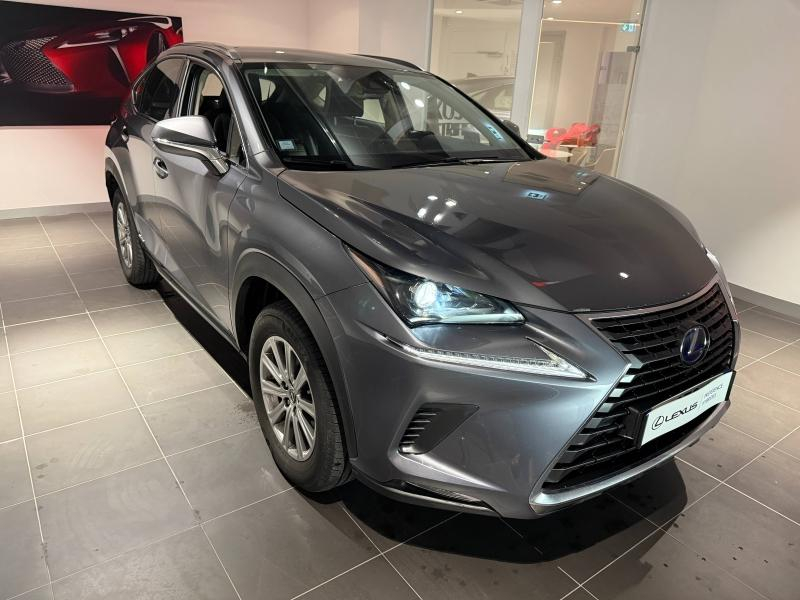 Photo 3 de l’annonce de LEXUS NX d’occasion à vendre à MONTFAVET