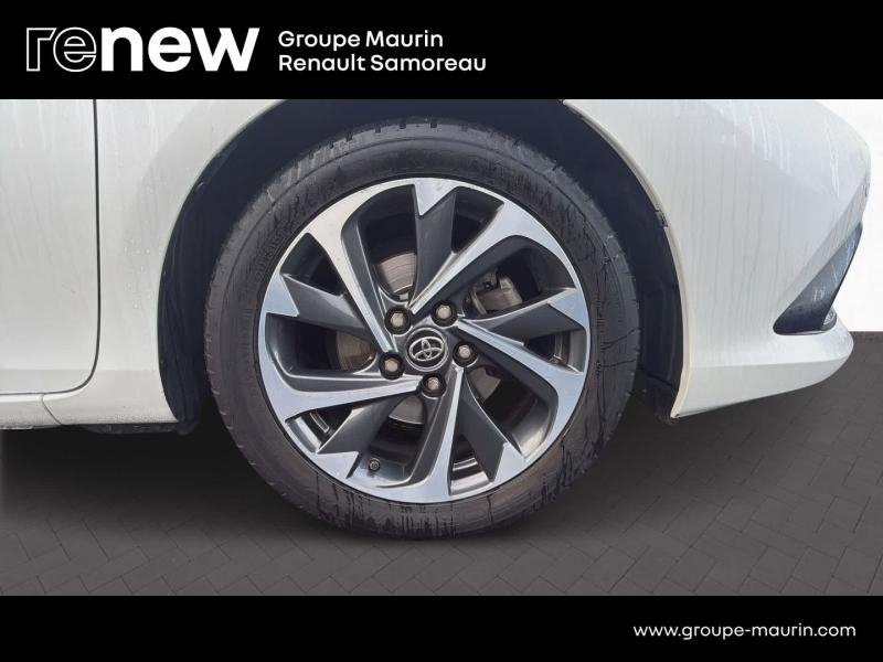 Photo 7 de l’annonce de TOYOTA Auris d’occasion à vendre à SAMOREAU