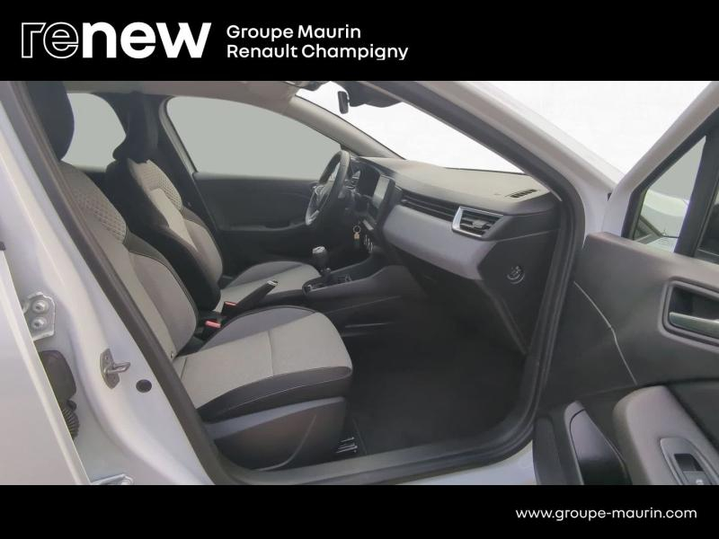 Photo 9 de l’annonce de RENAULT Clio d’occasion à vendre à CHENNEVIÈRES-SUR-MARNE