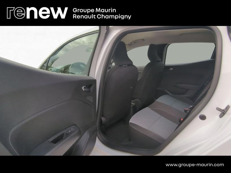 Photo 13 de l’annonce de RENAULT Clio d’occasion à vendre à CHENNEVIÈRES-SUR-MARNE