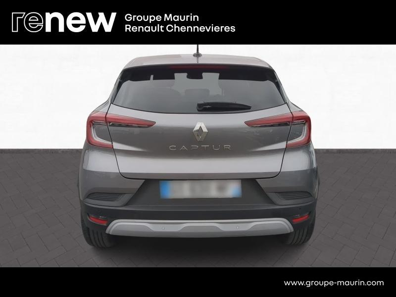 Photo 5 de l’annonce de RENAULT Captur d’occasion à vendre à CHENNEVIÈRES-SUR-MARNE