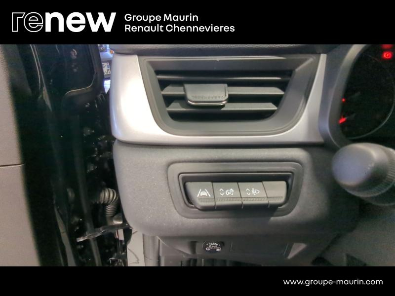 Photo 14 de l’annonce de RENAULT Captur d’occasion à vendre à CHENNEVIÈRES-SUR-MARNE