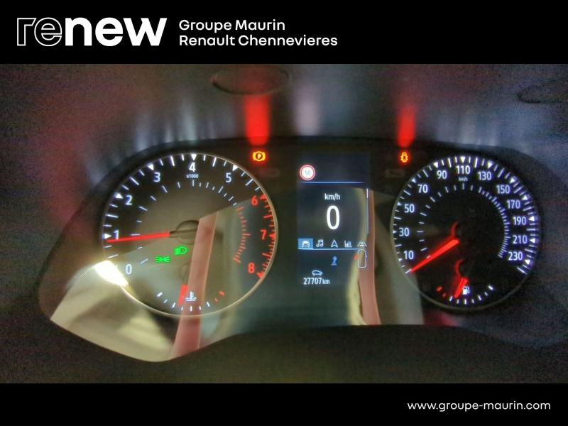 Photo 15 de l’annonce de RENAULT Captur d’occasion à vendre à CHENNEVIÈRES-SUR-MARNE