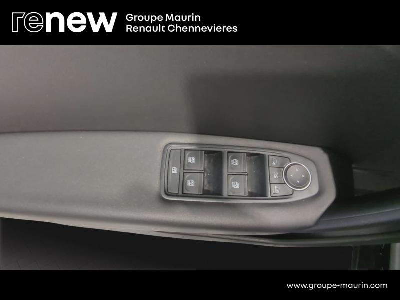 Photo 12 de l’annonce de RENAULT Captur d’occasion à vendre à CHENNEVIÈRES-SUR-MARNE