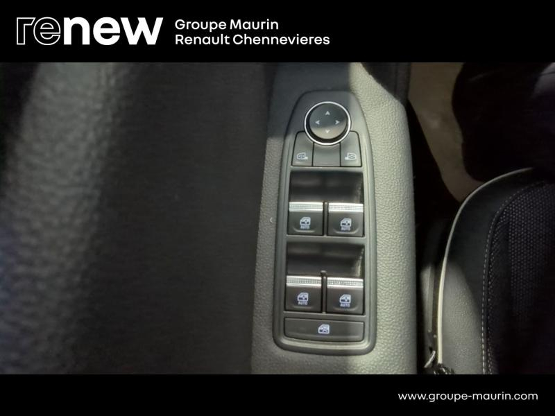 Photo 14 de l’annonce de RENAULT Captur d’occasion à vendre à CHENNEVIÈRES-SUR-MARNE