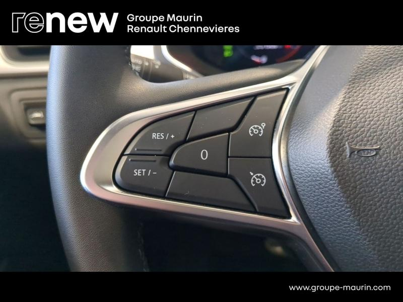 Photo 16 de l’annonce de RENAULT Captur d’occasion à vendre à CHENNEVIÈRES-SUR-MARNE