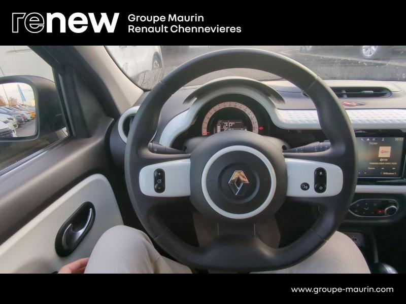 Photo 14 de l’annonce de RENAULT Twingo d’occasion à vendre à CHENNEVIÈRES-SUR-MARNE
