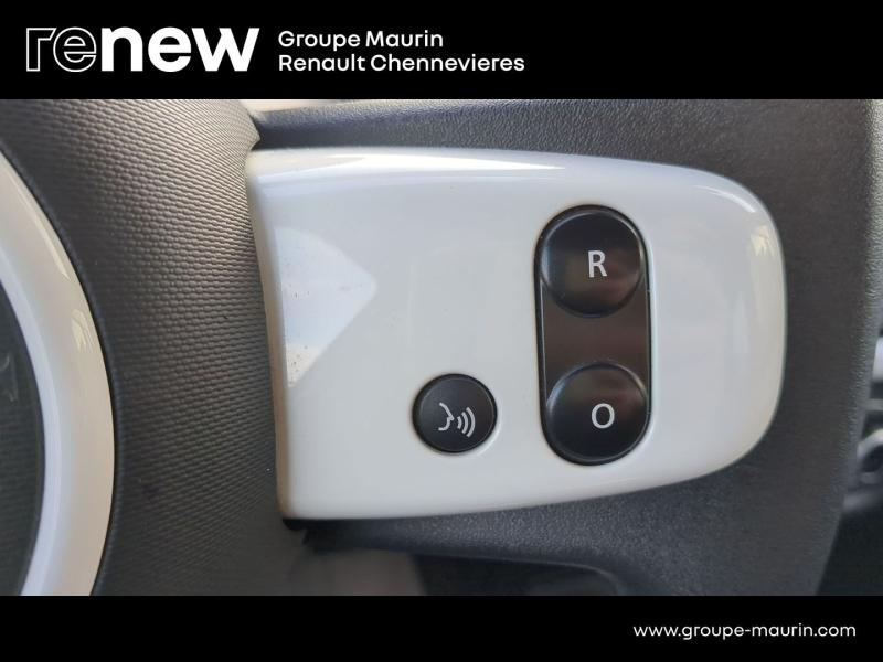 Photo 16 de l’annonce de RENAULT Twingo d’occasion à vendre à CHENNEVIÈRES-SUR-MARNE