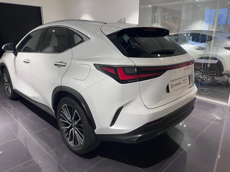 Photo 6 de l’annonce de LEXUS NX d’occasion à vendre à LATTES