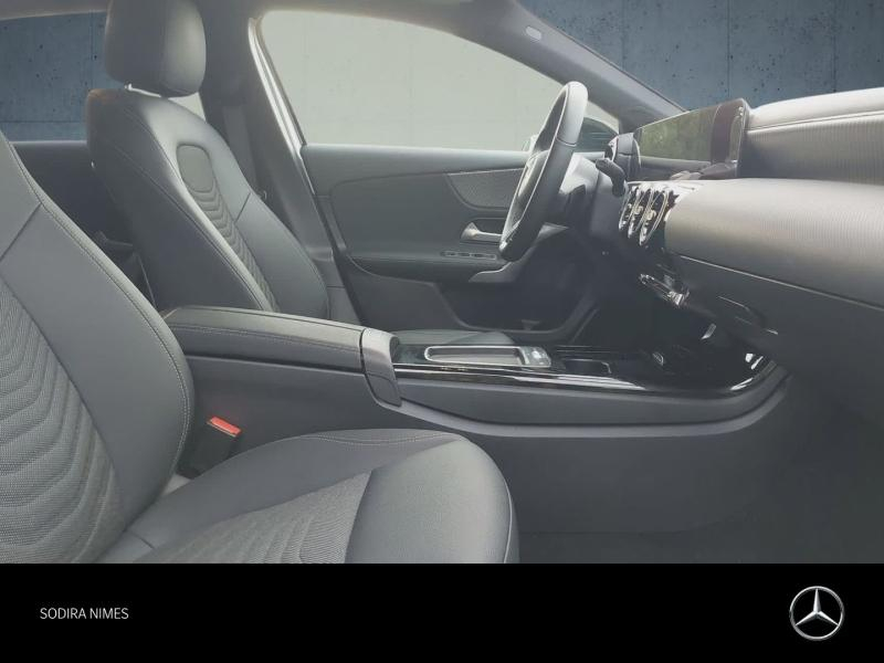 Photo 14 de l’annonce de MERCEDES-BENZ Classe A d’occasion à vendre à NIMES