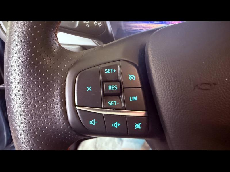 Photo 13 de l’annonce de FORD Kuga d’occasion à vendre à MANOSQUE