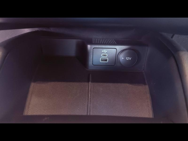 Photo 16 de l’annonce de FORD Kuga d’occasion à vendre à MANOSQUE