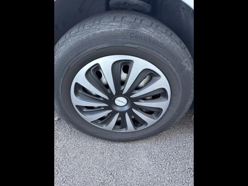 Photo 18 de l’annonce de CITROEN Jumpy Fg VUL d’occasion à vendre à TOULON