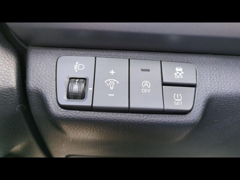 Photo 13 de l’annonce de KIA Rio d’occasion à vendre à GAP