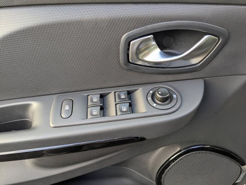 Photo 4 de l’annonce de RENAULT Clio d’occasion à vendre à CARCASSONNE