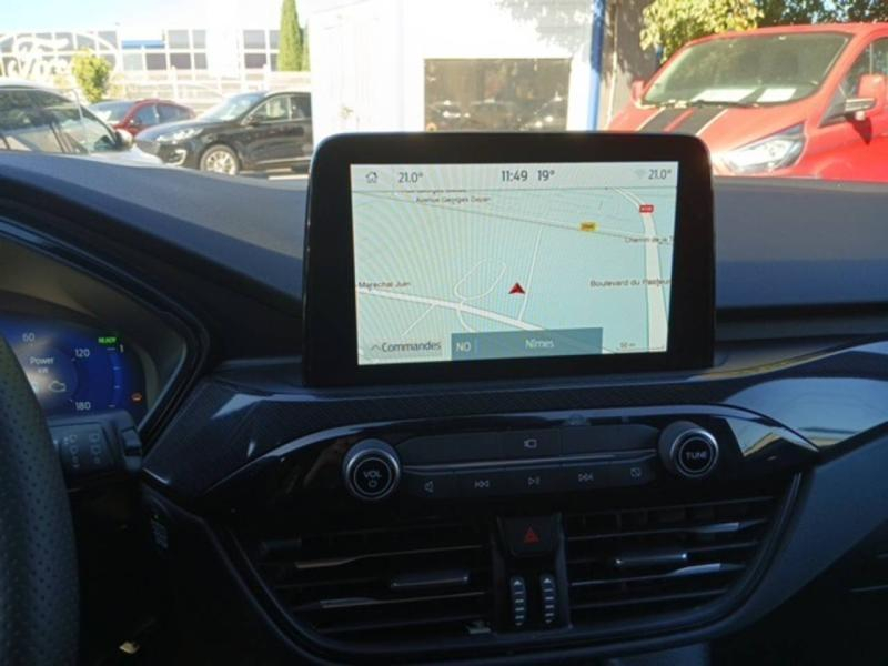 Photo 8 de l’annonce de FORD Kuga d’occasion à vendre à NÎMES