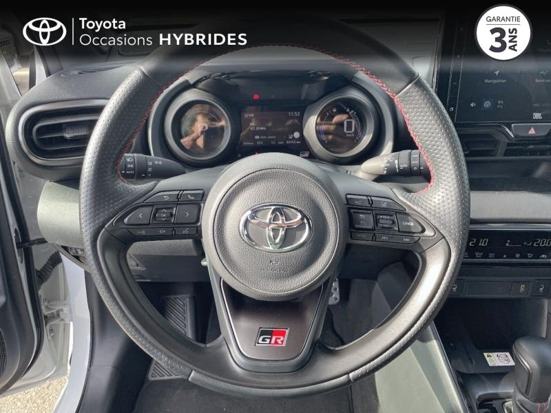 Photo 9 de l’annonce de TOYOTA Yaris d’occasion à vendre à MONTFAVET