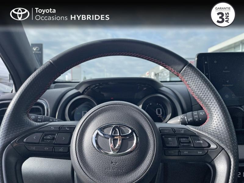 Photo 13 de l’annonce de TOYOTA Yaris d’occasion à vendre à MONTFAVET