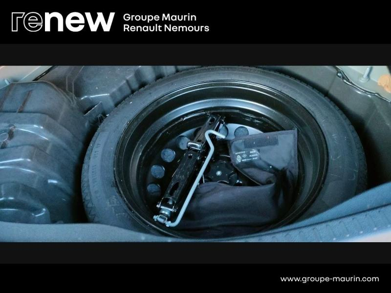 Photo 12 de l’annonce de RENAULT Scenic d’occasion à vendre à SAINT PIERRE LES NEMOURS