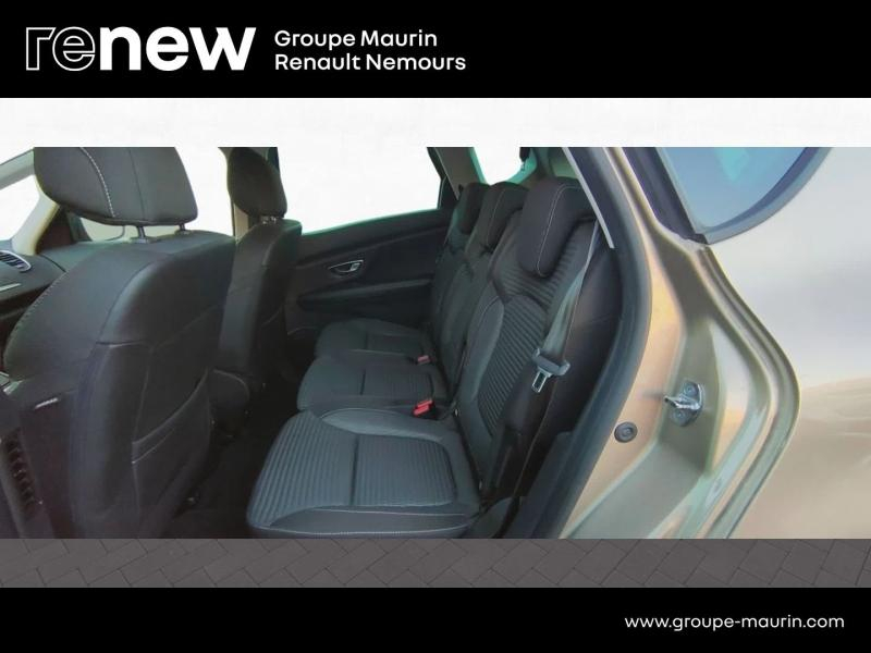 Photo 13 de l’annonce de RENAULT Scenic d’occasion à vendre à SAINT PIERRE LES NEMOURS