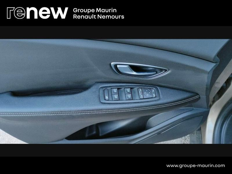 Photo 18 de l’annonce de RENAULT Scenic d’occasion à vendre à SAINT PIERRE LES NEMOURS