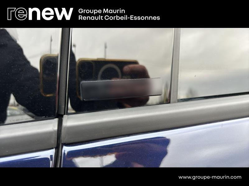 Photo 10 de l’annonce de RENAULT Espace d’occasion à vendre à CORBEIL-ESSONNES