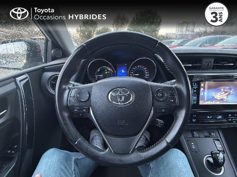 Photo 9 de l’annonce de TOYOTA Auris d’occasion à vendre à NÎMES