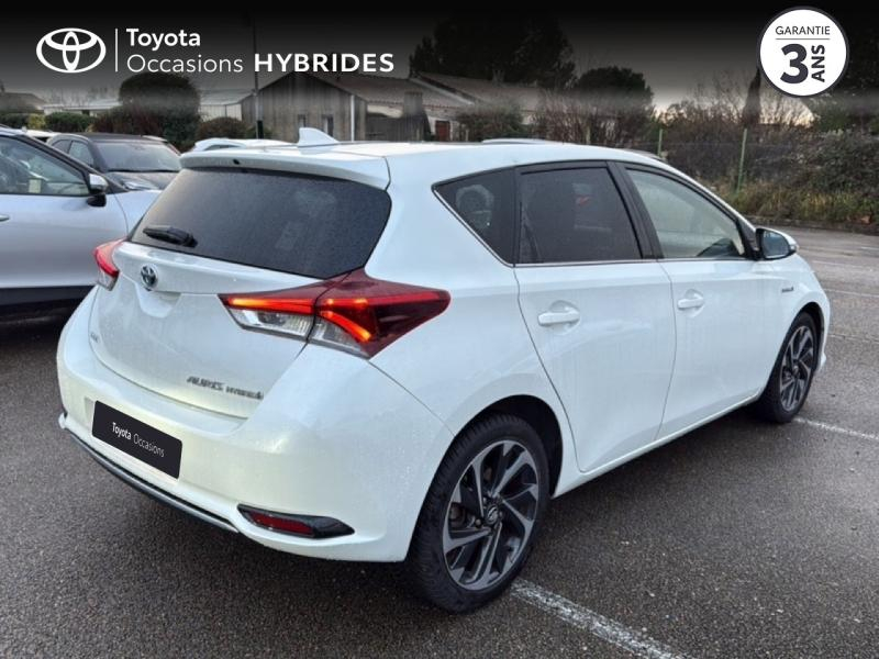 Photo 18 de l’annonce de TOYOTA Auris d’occasion à vendre à NÎMES