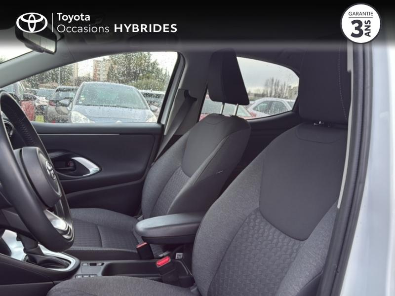 Photo 11 de l’annonce de TOYOTA Yaris d’occasion à vendre à NÎMES