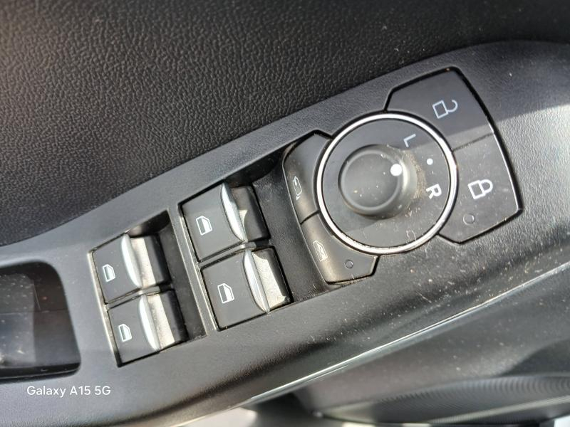 Photo 15 de l’annonce de FORD Puma d’occasion à vendre à NÎMES