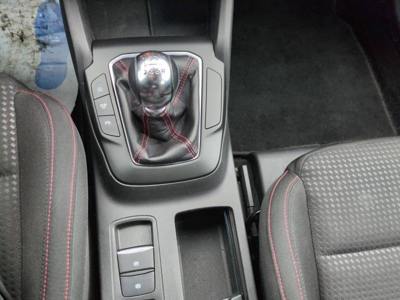 Photo 10 de l’annonce de FORD Focus d’occasion à vendre à NÎMES