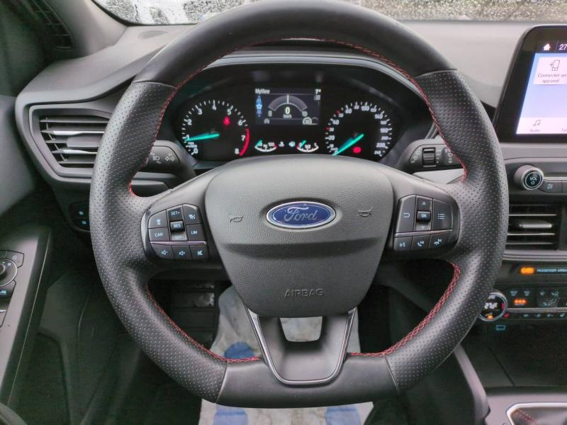 Photo 11 de l’annonce de FORD Focus d’occasion à vendre à NÎMES