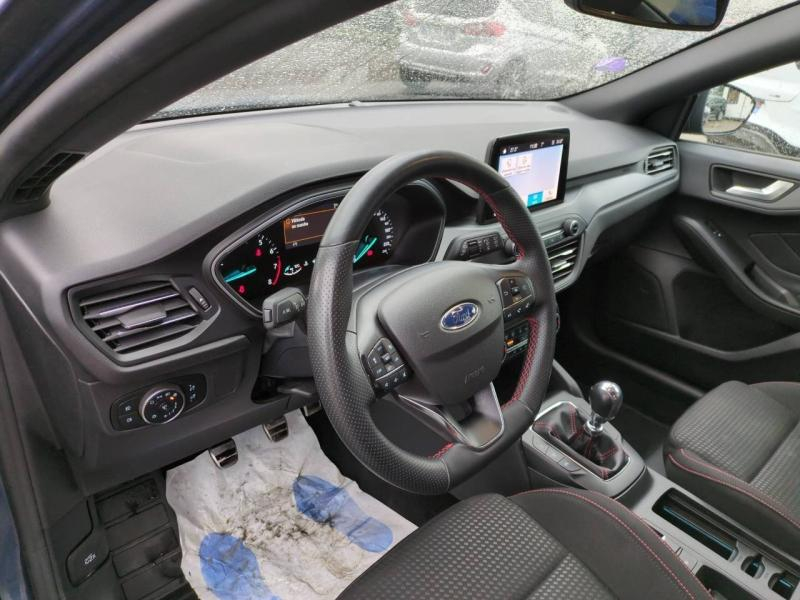 Photo 14 de l’annonce de FORD Focus d’occasion à vendre à NÎMES