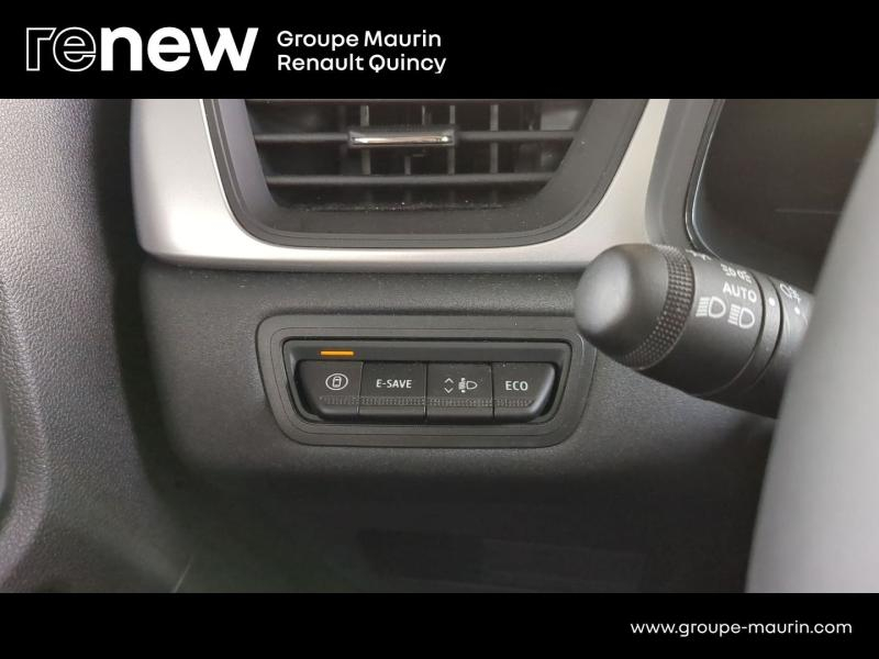 Photo 17 de l’annonce de RENAULT Captur d’occasion à vendre à QUINCY-SOUS-SÉNART