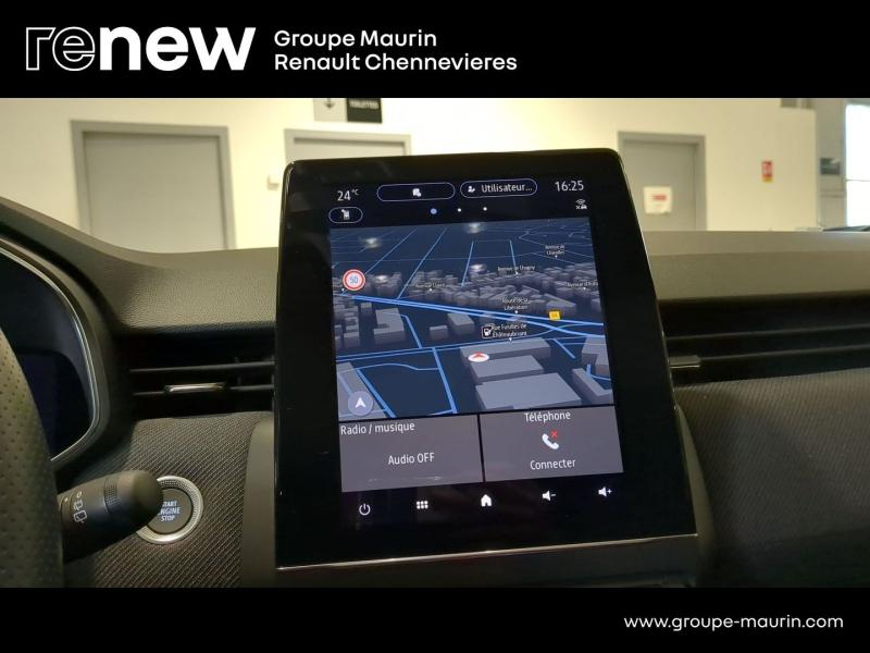 Photo 13 de l’annonce de RENAULT Clio d’occasion à vendre à CHENNEVIÈRES-SUR-MARNE