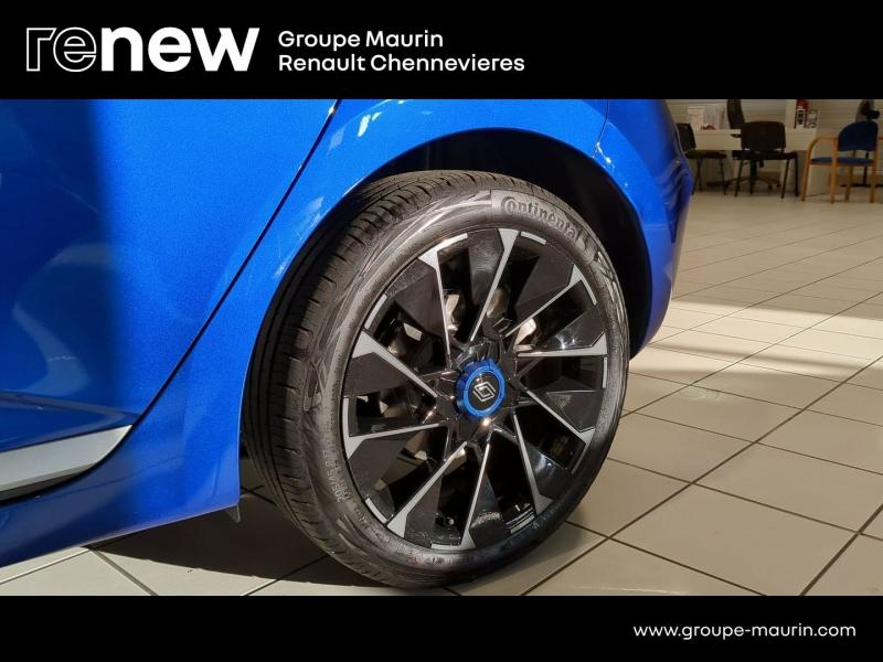 Photo 16 de l’annonce de RENAULT Clio d’occasion à vendre à CHENNEVIÈRES-SUR-MARNE