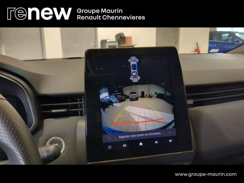 Photo 18 de l’annonce de RENAULT Clio d’occasion à vendre à CHENNEVIÈRES-SUR-MARNE