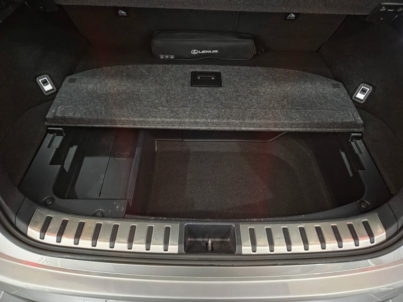 Photo 15 de l’annonce de LEXUS NX d’occasion à vendre à AUBIÈRE