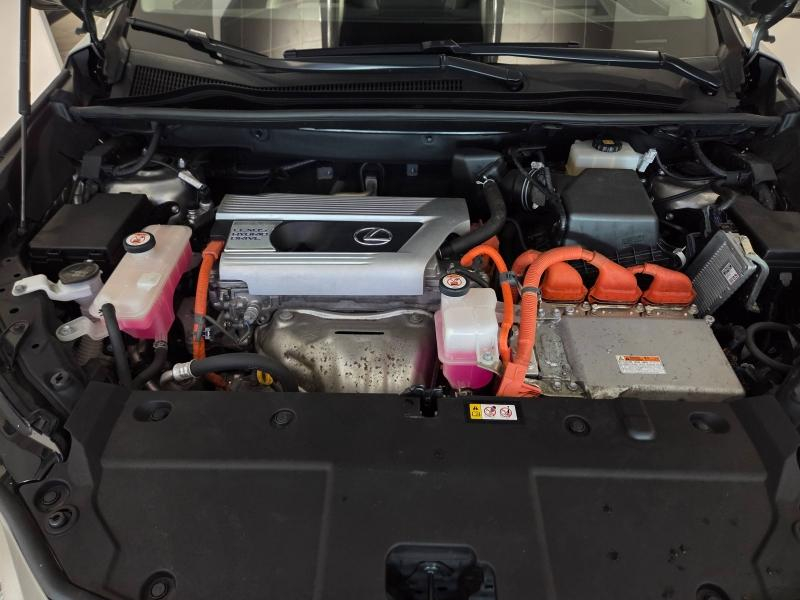 Photo 19 de l’annonce de LEXUS NX d’occasion à vendre à AUBIÈRE