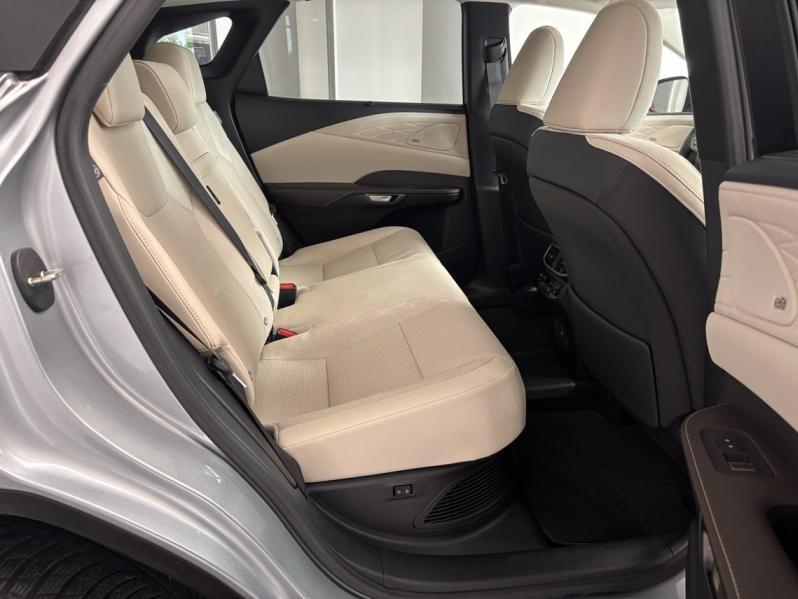 Photo 9 de l’annonce de LEXUS RX d’occasion à vendre à LATTES