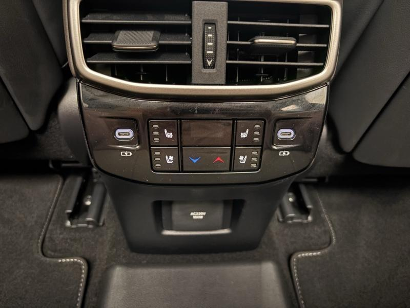 Photo 15 de l’annonce de LEXUS RX d’occasion à vendre à LATTES