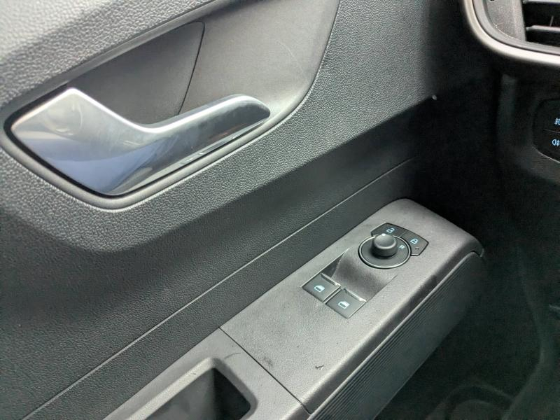 Photo 16 de l’annonce de FORD Transit Courier VUL d’occasion à vendre à DRAGUIGNAN