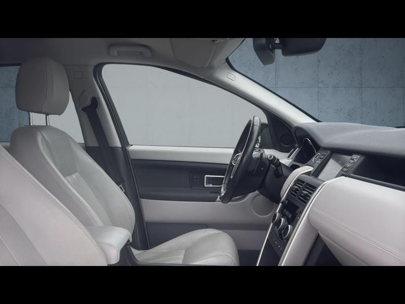 Photo 13 de l’annonce de LAND-ROVER Discovery Sport d’occasion à vendre à Marseille