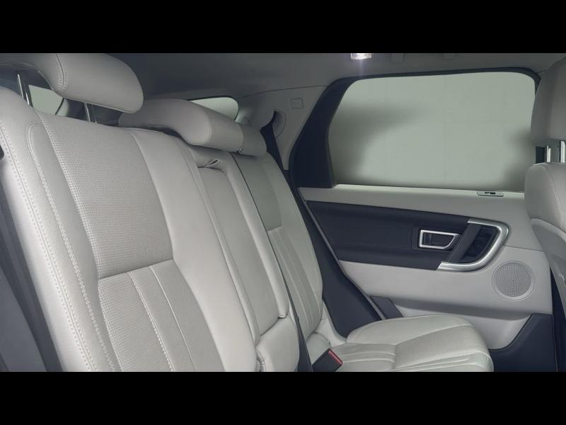 Photo 15 de l’annonce de LAND-ROVER Discovery Sport d’occasion à vendre à Marseille