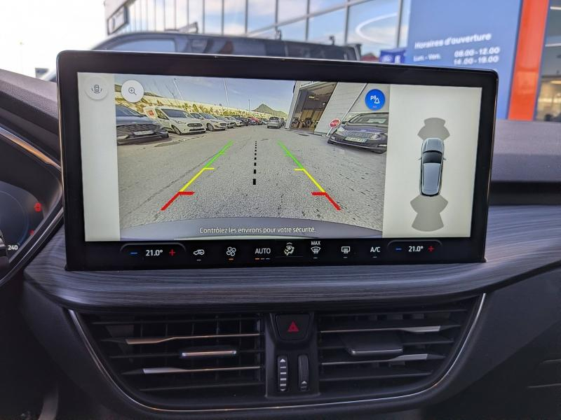 Photo 12 de l’annonce de FORD Kuga d’occasion à vendre à BRIGNOLES