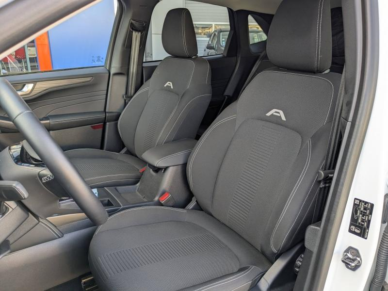 Photo 15 de l’annonce de FORD Kuga d’occasion à vendre à BRIGNOLES