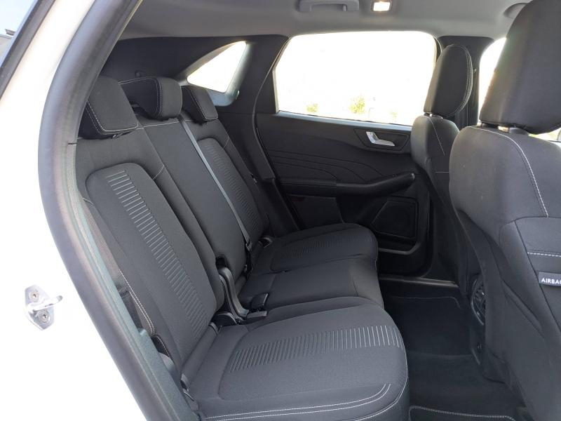 Photo 18 de l’annonce de FORD Kuga d’occasion à vendre à BRIGNOLES