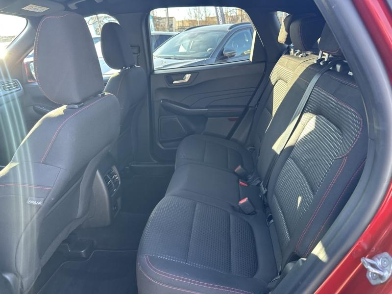 Photo 11 de l’annonce de FORD Kuga d’occasion à vendre à MARSEILLE