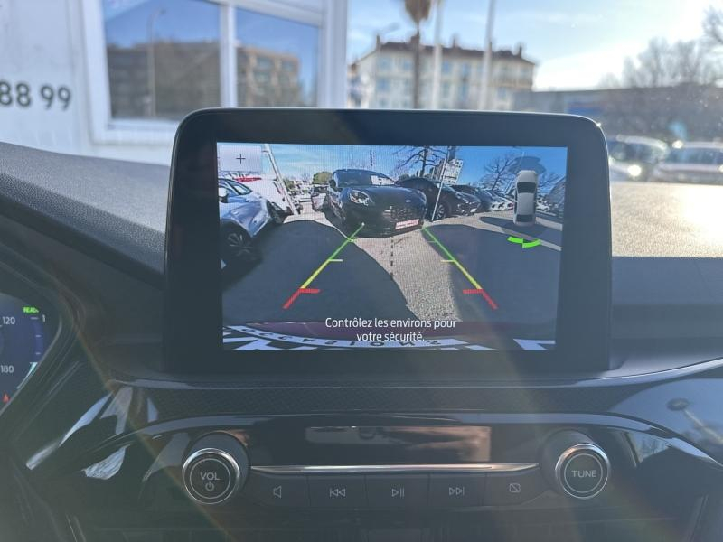 Photo 19 de l’annonce de FORD Kuga d’occasion à vendre à MARSEILLE